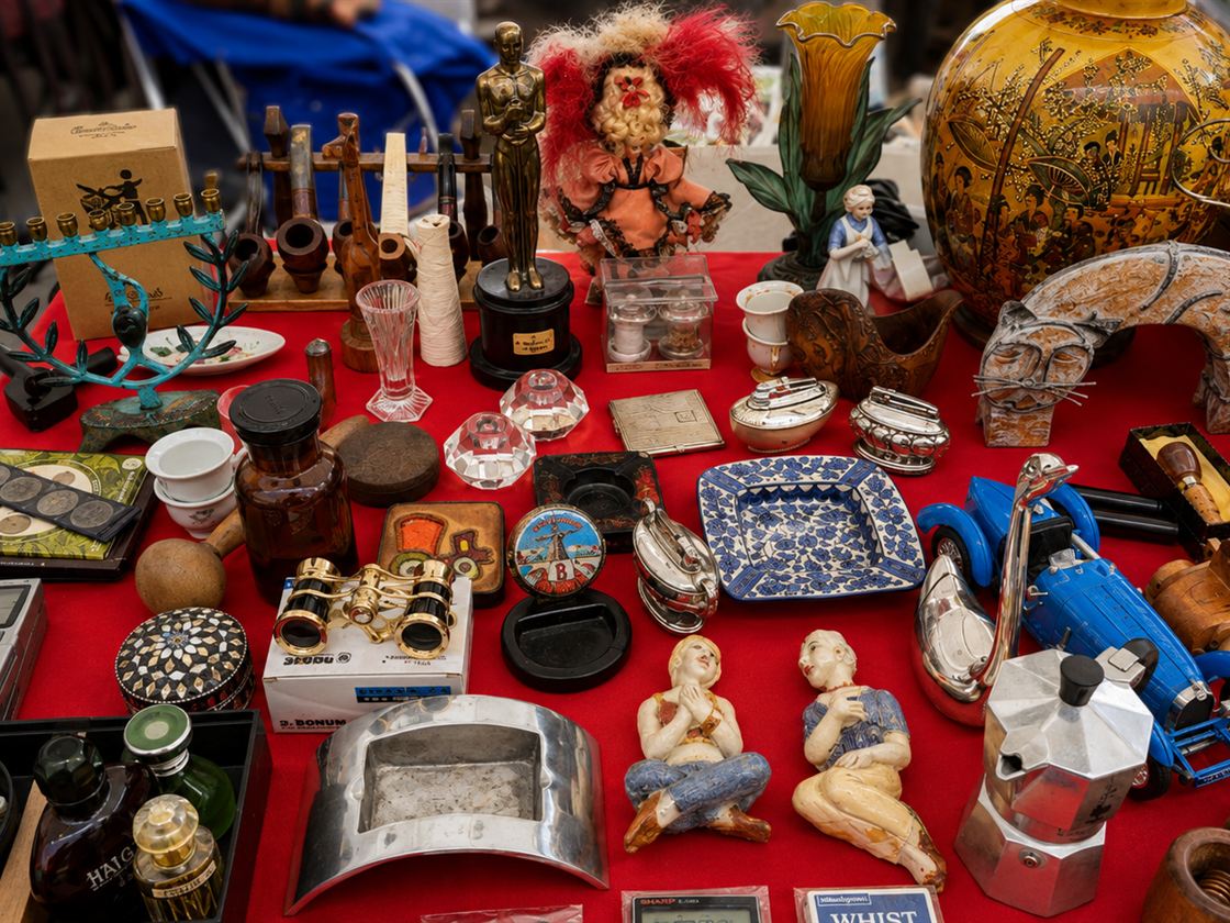 Flea market table
